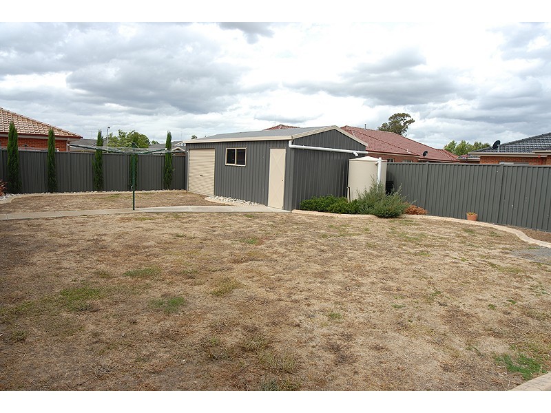 2 Chelsea Place, Alfredton VIC 3350