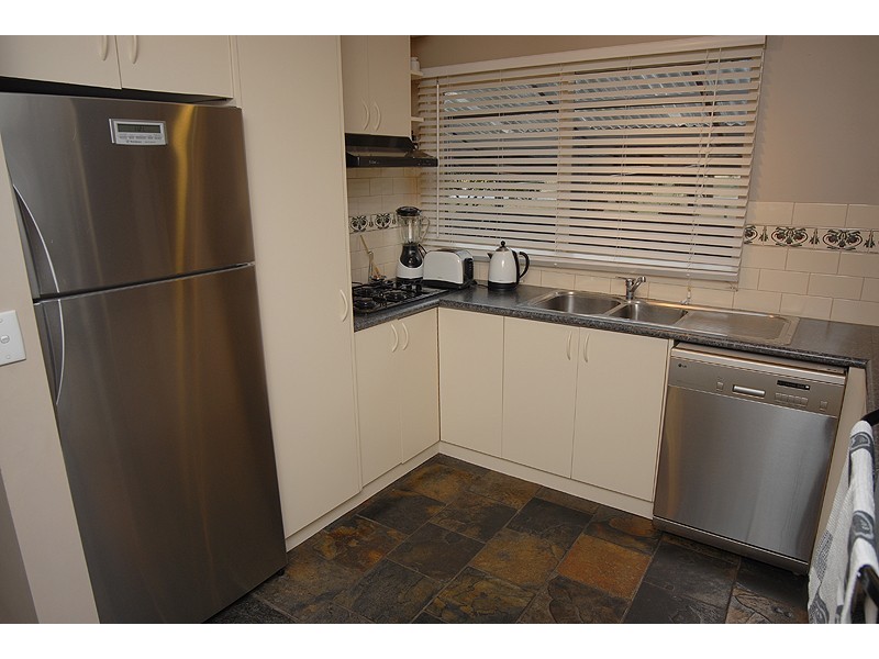 20 Harding Grove, Cardigan Village VIC 3352