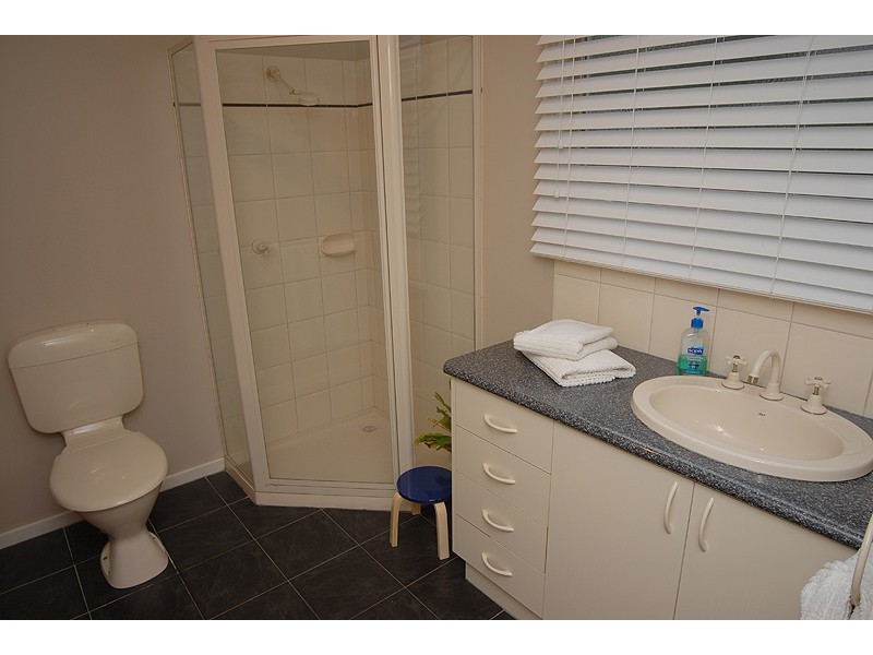 20 Harding Grove, Cardigan Village VIC 3352