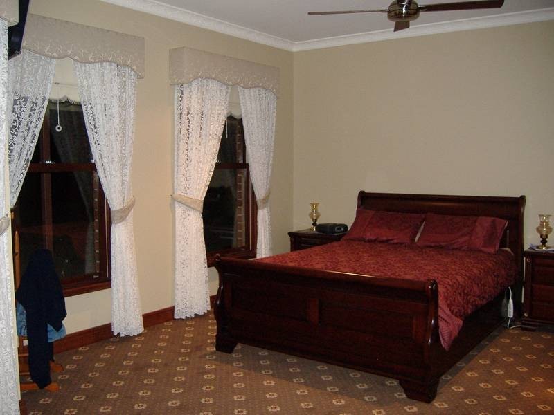 25 Willunga Avenue, Gordon VIC 3345