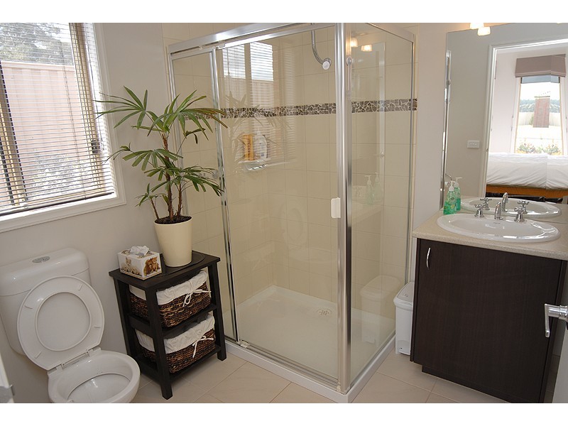 1 Canadian Crescent, Canadian VIC 3350