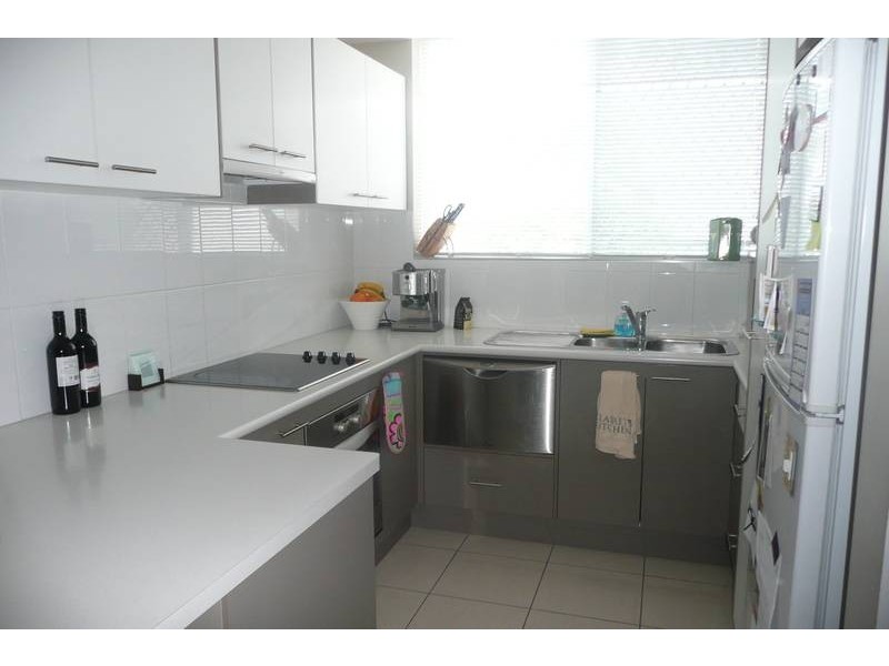 3/160 Central Avenue, Indooroopilly QLD 4068