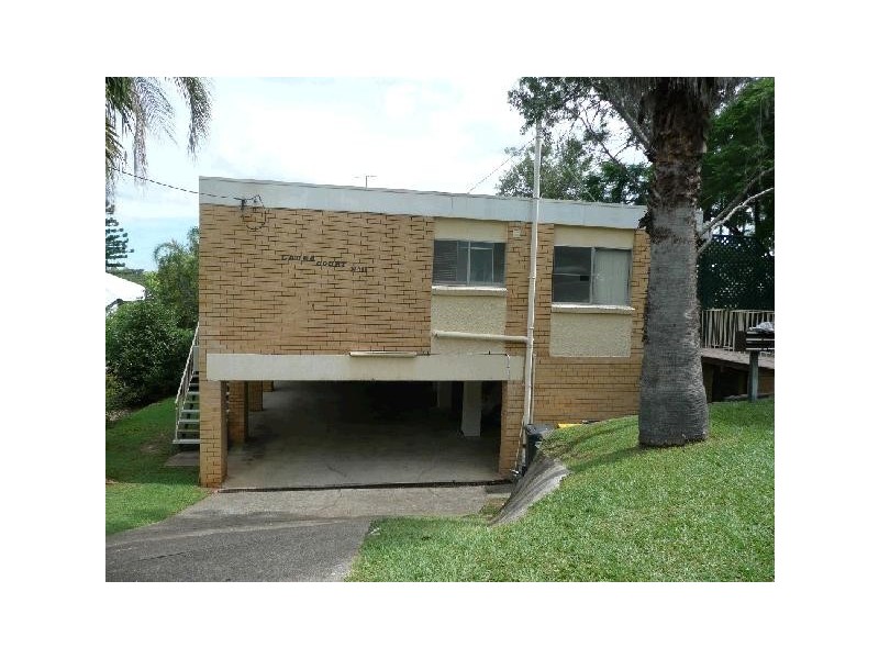 2/11 Greenlaw Street, Indooroopilly QLD 4068