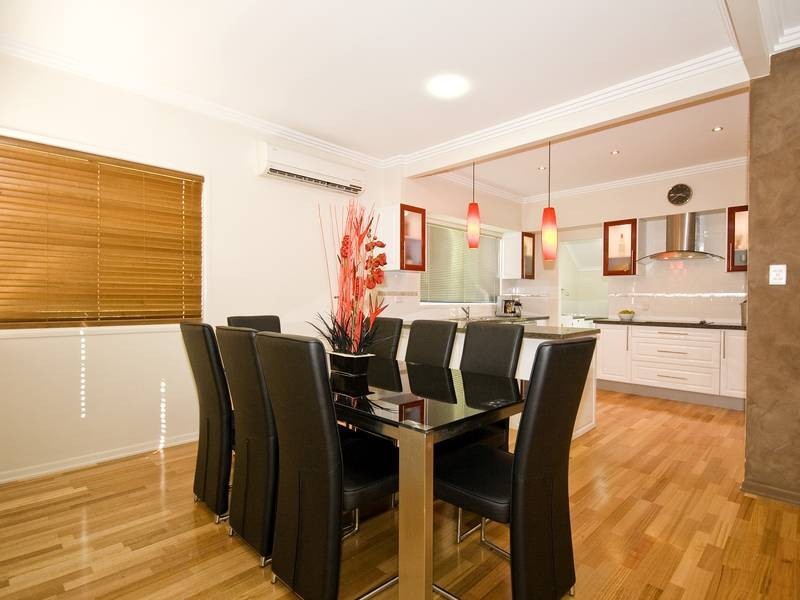 34 Twigg Street, Indooroopilly QLD 4068