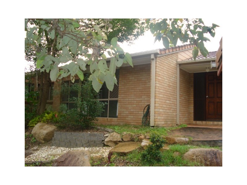 77 Ironbark Rd, Chapel Hill QLD 4069