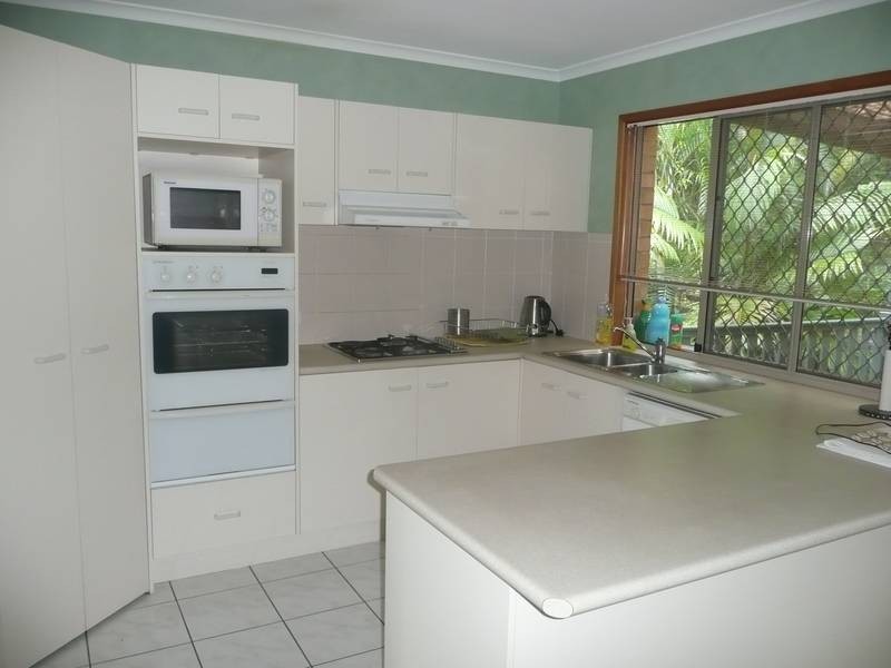 80 Orchard Terrace, St Lucia QLD 4067