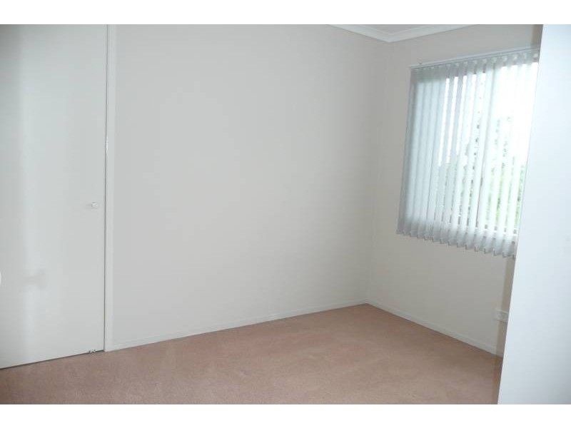 132 Greenford Road, Chapel Hill QLD 4069