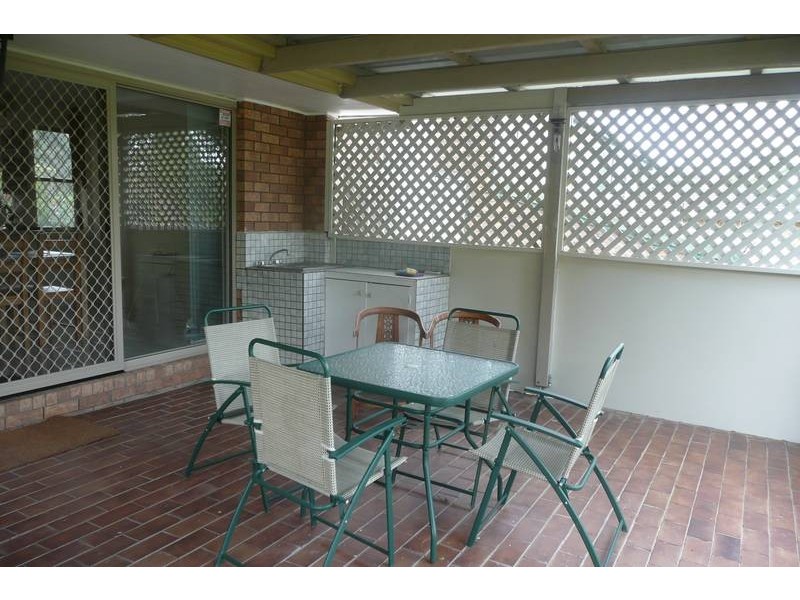 132 Greenford Road, Chapel Hill QLD 4069