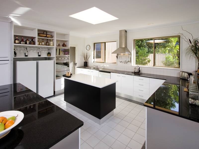 75 Jilba Street, Indooroopilly QLD 4068