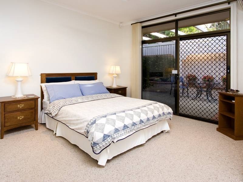 75 Jilba Street, Indooroopilly QLD 4068