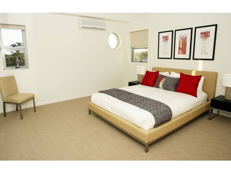 30 Riverview Terrace, Indooroopilly QLD 4068