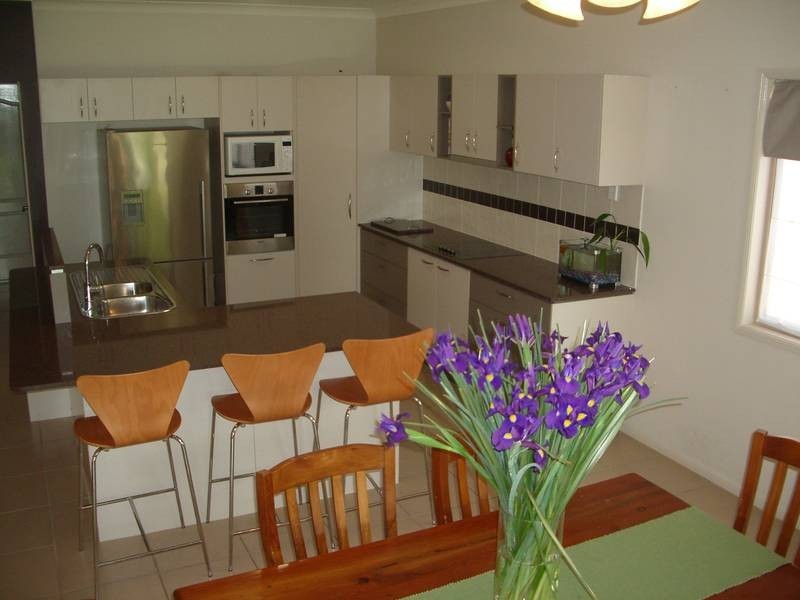 9 Kate Street, Indooroopilly QLD 4068