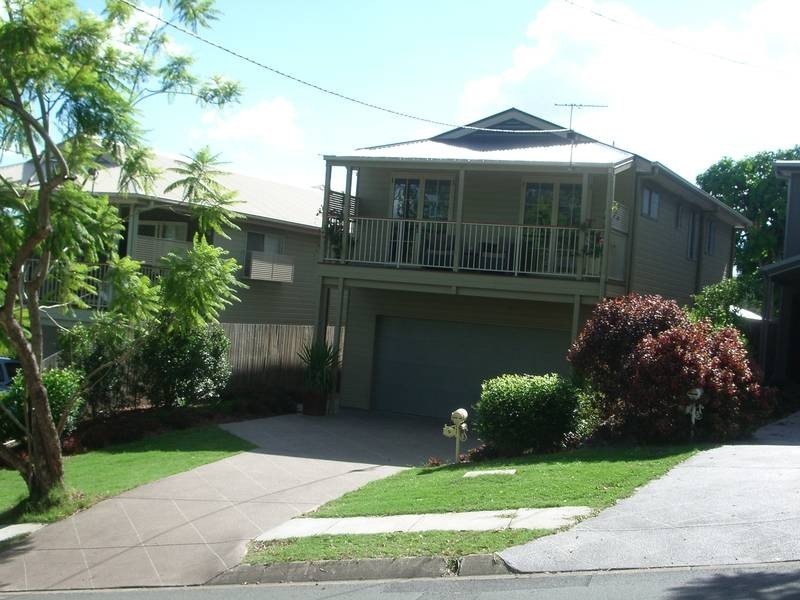 9 Kate Street, Indooroopilly QLD 4068