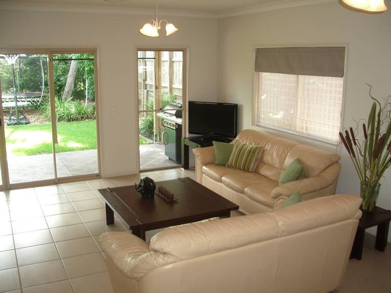 9 Kate Street, Indooroopilly QLD 4068