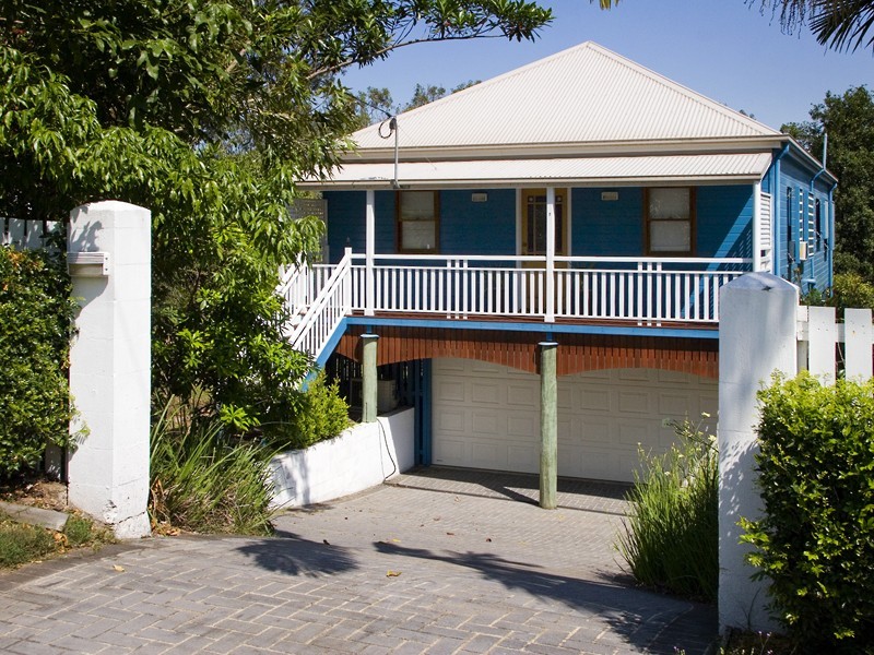 52 Gladstone Street, Indooroopilly QLD 4068