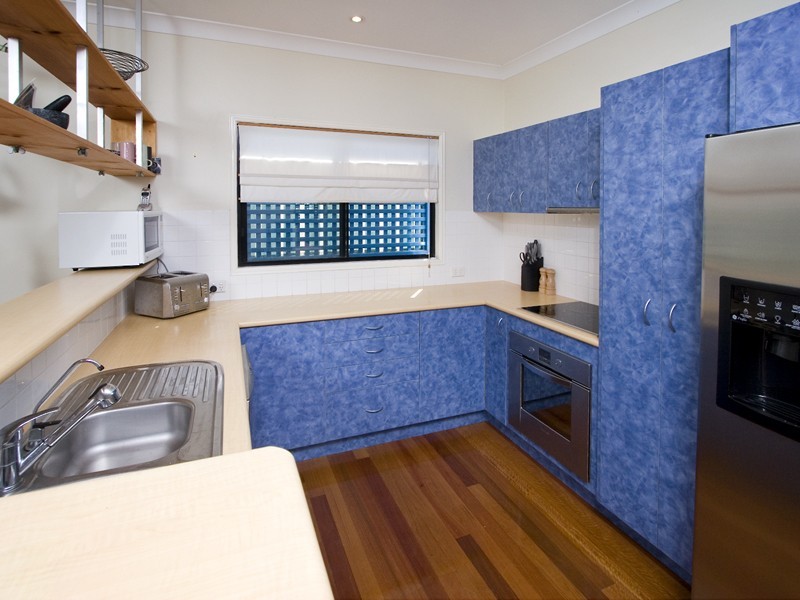 52 Gladstone Street, Indooroopilly QLD 4068
