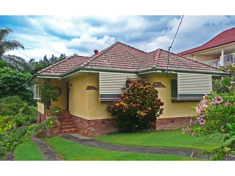16 Brasted Street, Taringa QLD 4068