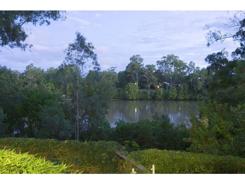 24 Botticelli Street, Fig Tree Pocket QLD 4069