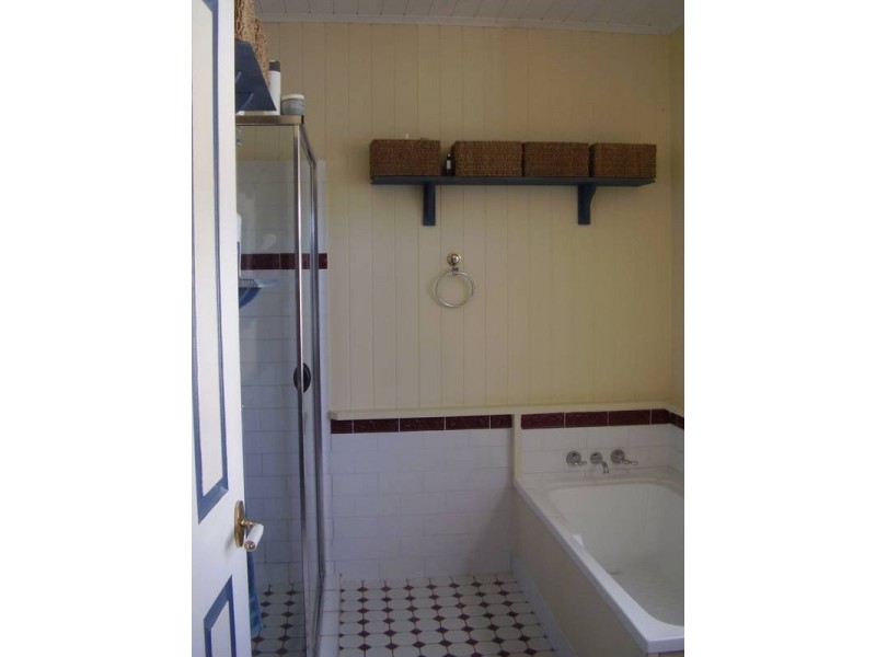 1/85 Manchester Tce, Indooroopilly QLD 4068
