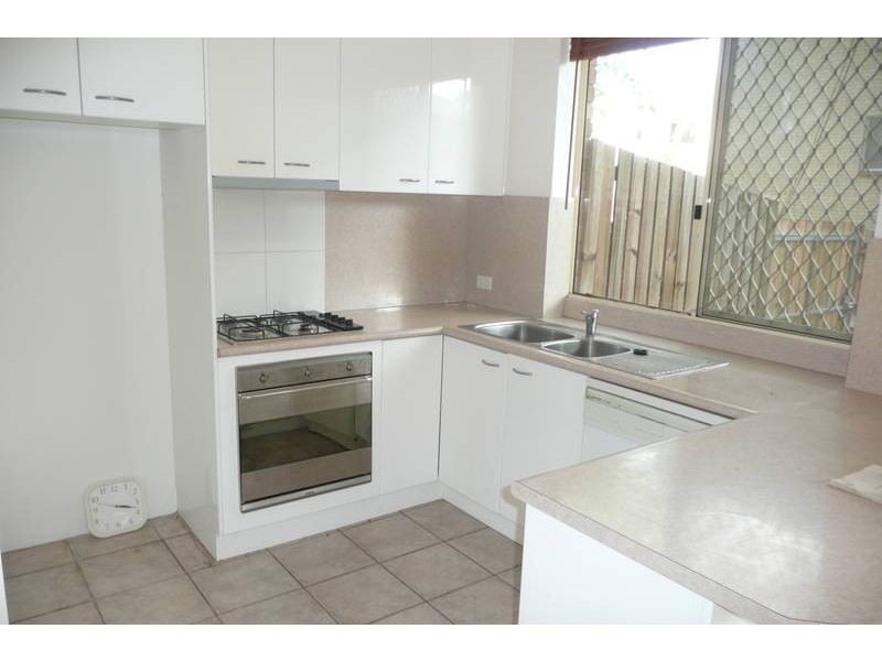 9/127 Central Ave, Indooroopilly QLD 4068