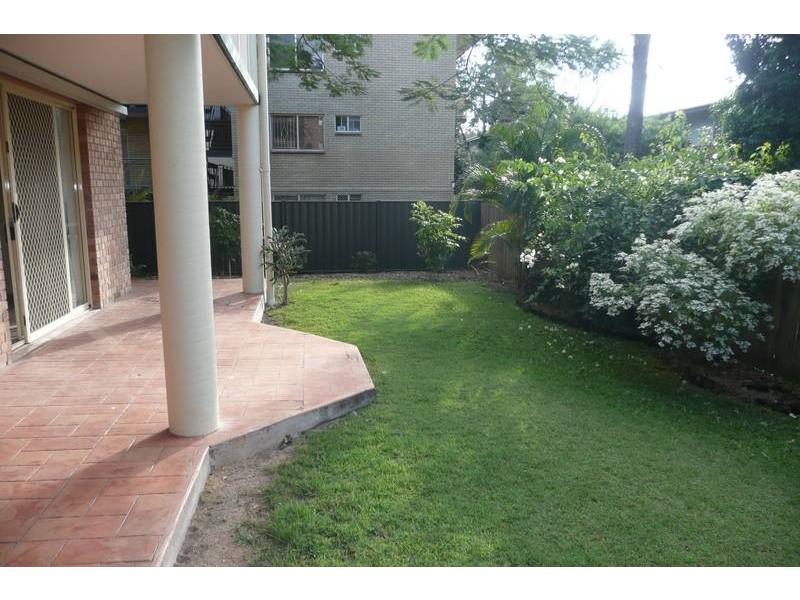 9/127 Central Ave, Indooroopilly QLD 4068