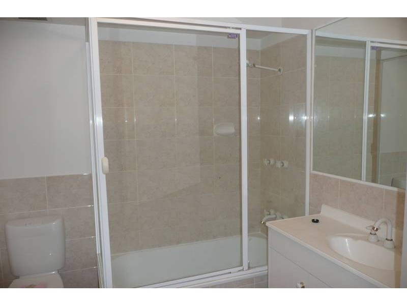 9/127 Central Ave, Indooroopilly QLD 4068