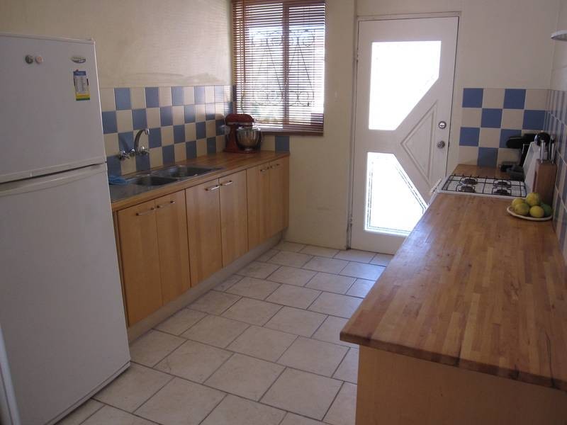 8/12 Foxton Street, Indooroopilly QLD 4068