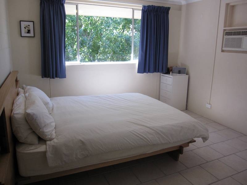 8/12 Foxton Street, Indooroopilly QLD 4068