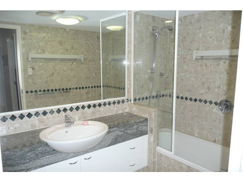 217/180 Swann Road, Taringa QLD 4068