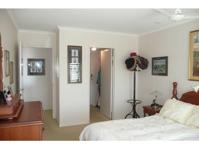 217/180 Swann Road, Taringa QLD 4068