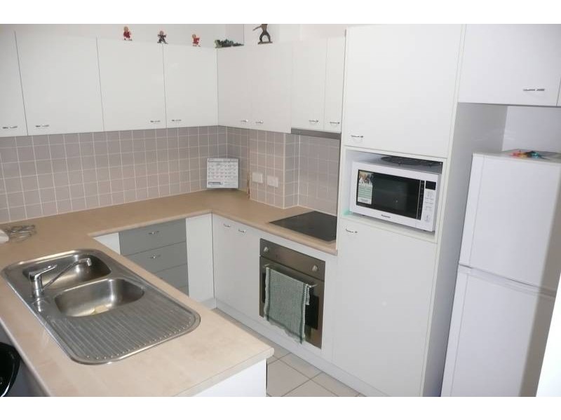 33/28 Belgrave Road, Indooroopilly QLD 4068