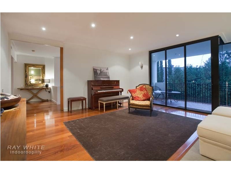 Indooroopilly QLD 4068