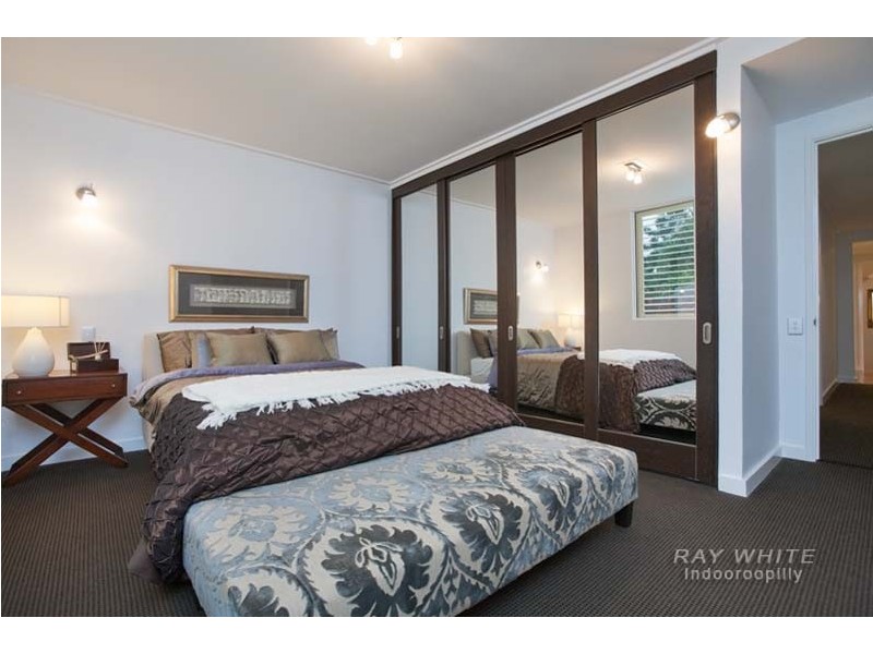 Indooroopilly QLD 4068