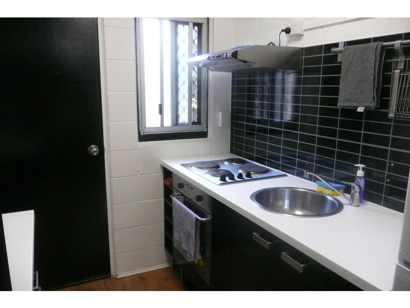 3/140 Central Avenue, Indooroopilly QLD 4068