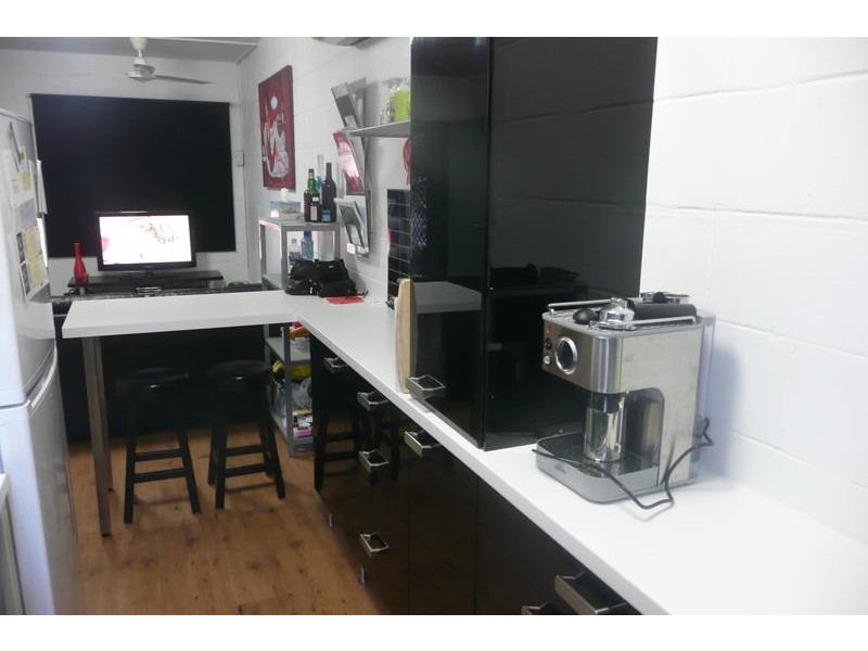 3/140 Central Avenue, Indooroopilly QLD 4068