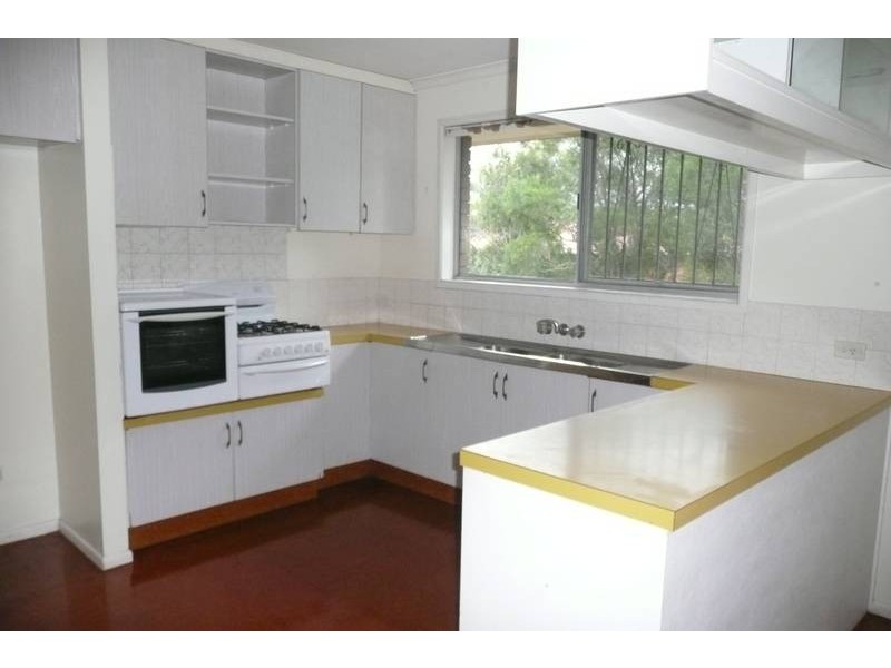 37 Emblem Street, Jamboree Heights QLD 4074