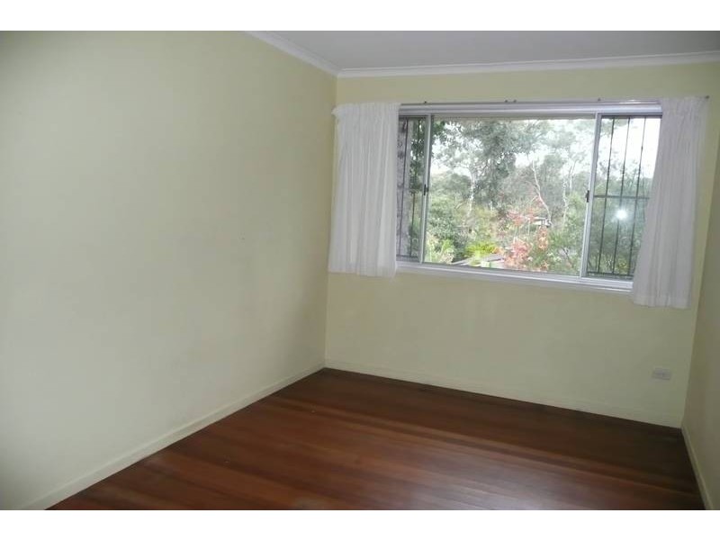 37 Emblem Street, Jamboree Heights QLD 4074