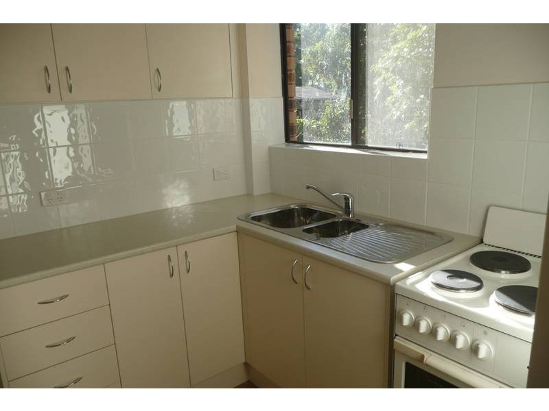 3/55 Central Avenue, Indooroopilly QLD 4068