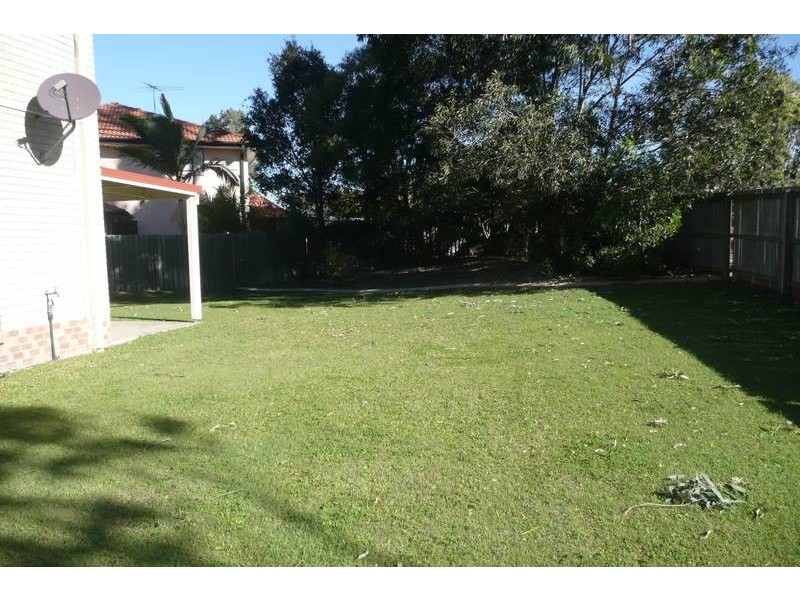 32 Blackbutt Place, Brookfield QLD 4069