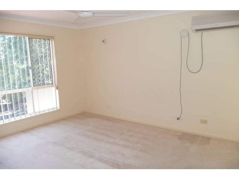 32 Blackbutt Place, Brookfield QLD 4069