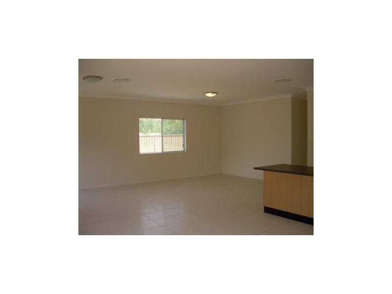 67 Thomas Street, Sherwood QLD 4075