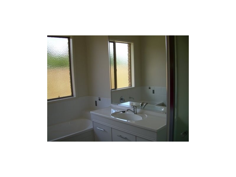 67 Thomas Street, Sherwood QLD 4075