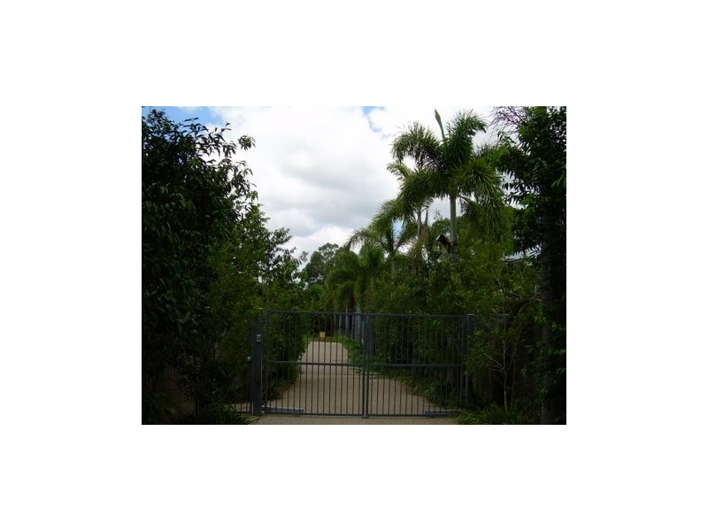 67 Thomas Street, Sherwood QLD 4075