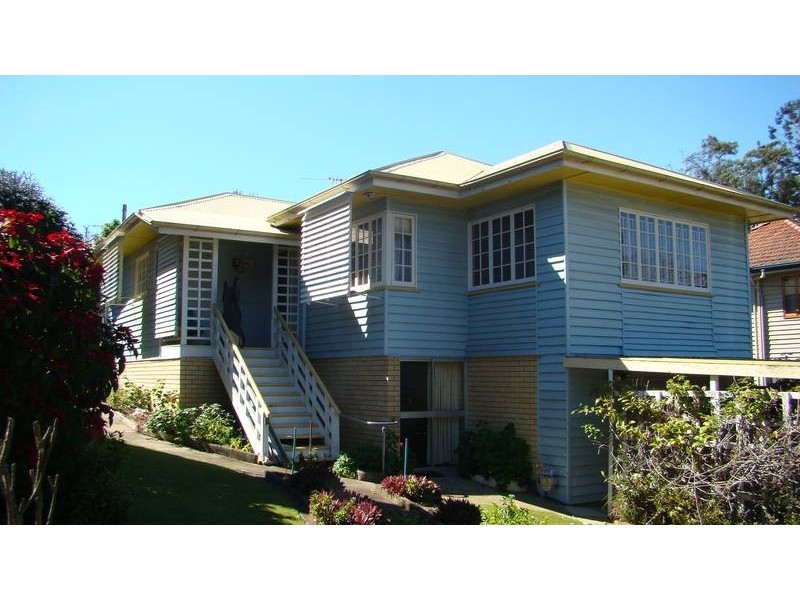 14 Newcross Street, Indooroopilly QLD 4068