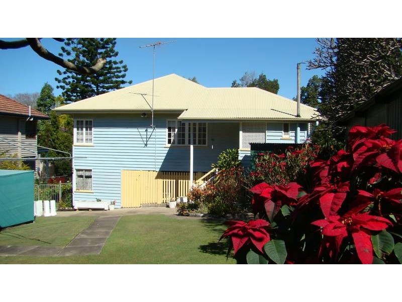 14 Newcross Street, Indooroopilly QLD 4068