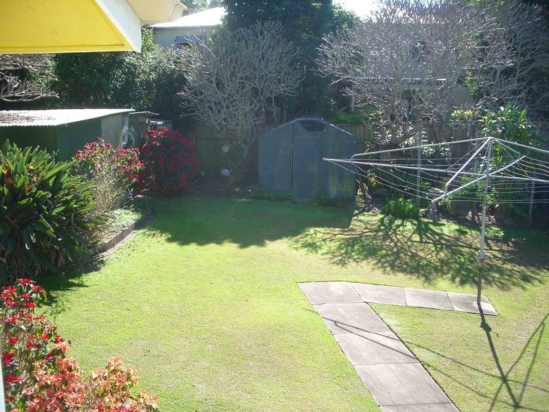 14 Newcross Street, Indooroopilly QLD 4068