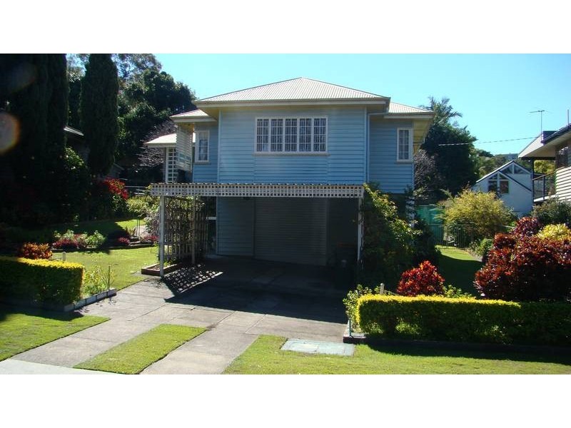 14 Newcross Street, Indooroopilly QLD 4068