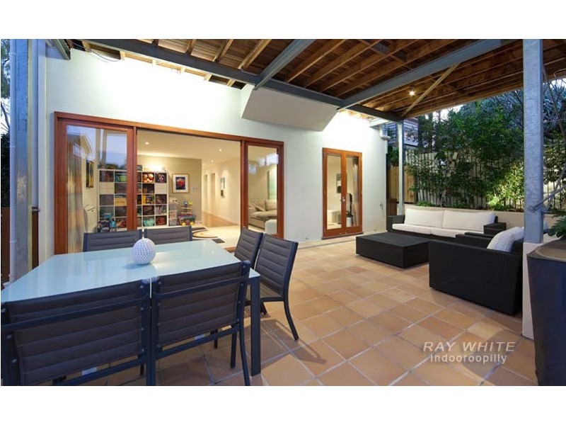 23 Wienholt Street, Auchenflower QLD 4066