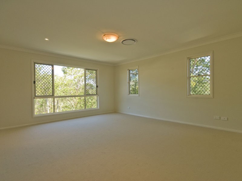 17 Usher Street, Indooroopilly QLD 4068