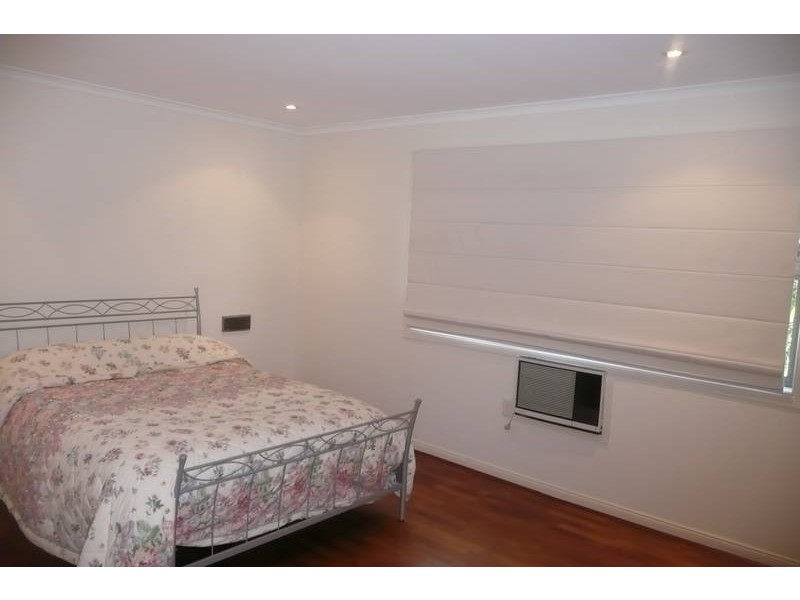 2a Goolman Street, Chapel Hill QLD 4069